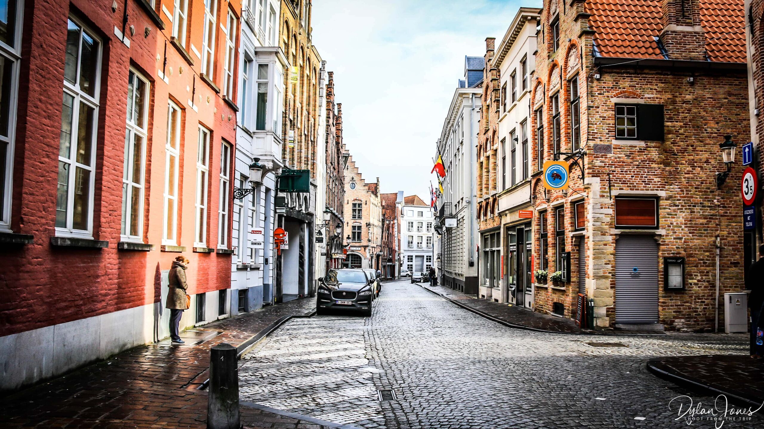 A Bruges walking tour to take in the best scenery