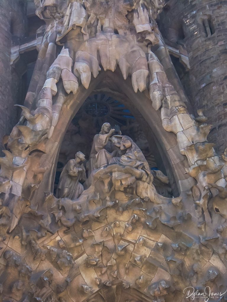 La Sagrada Familia carvings
