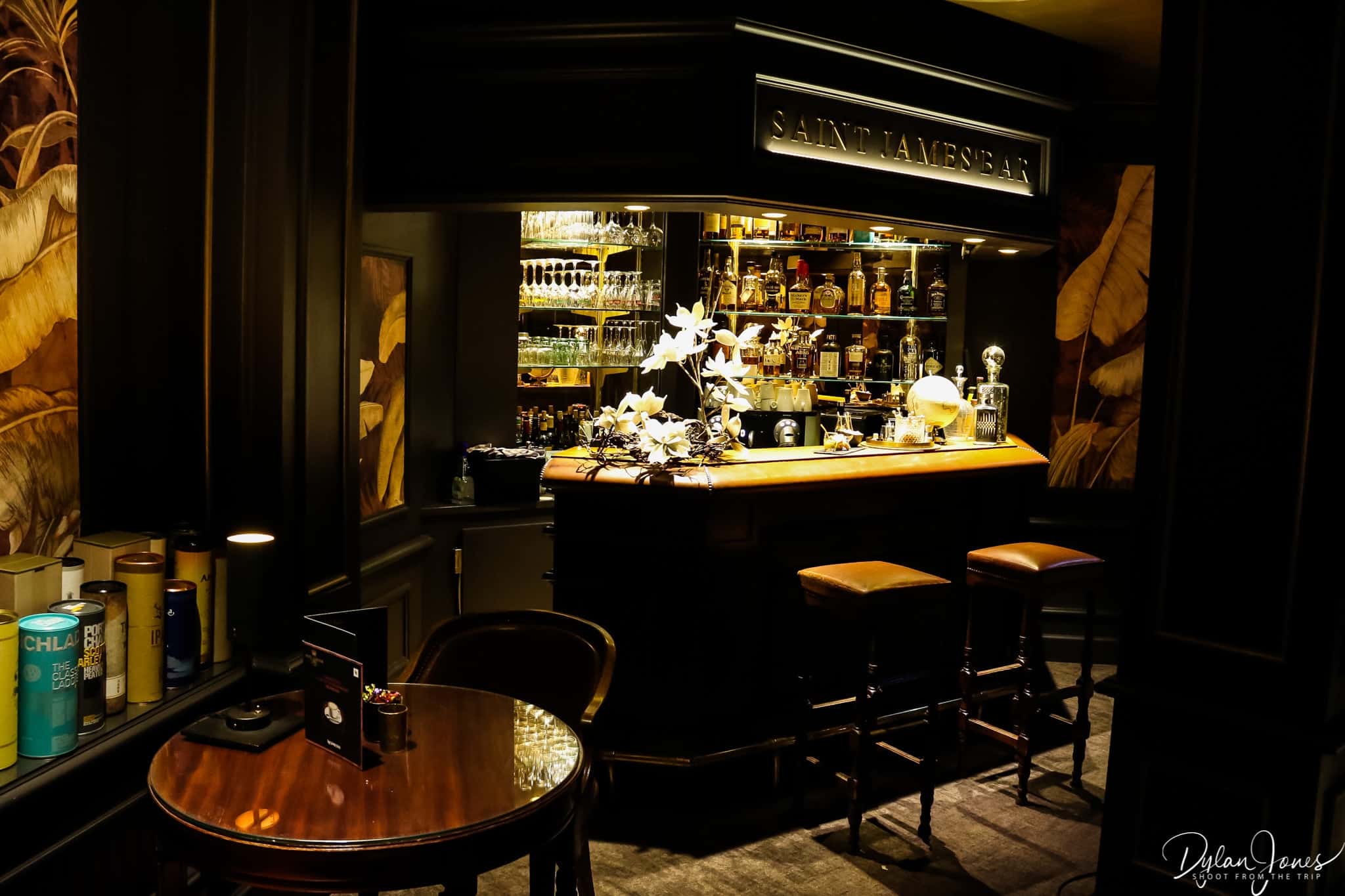 The Saint James' Bar at Hotel Carlton Lille