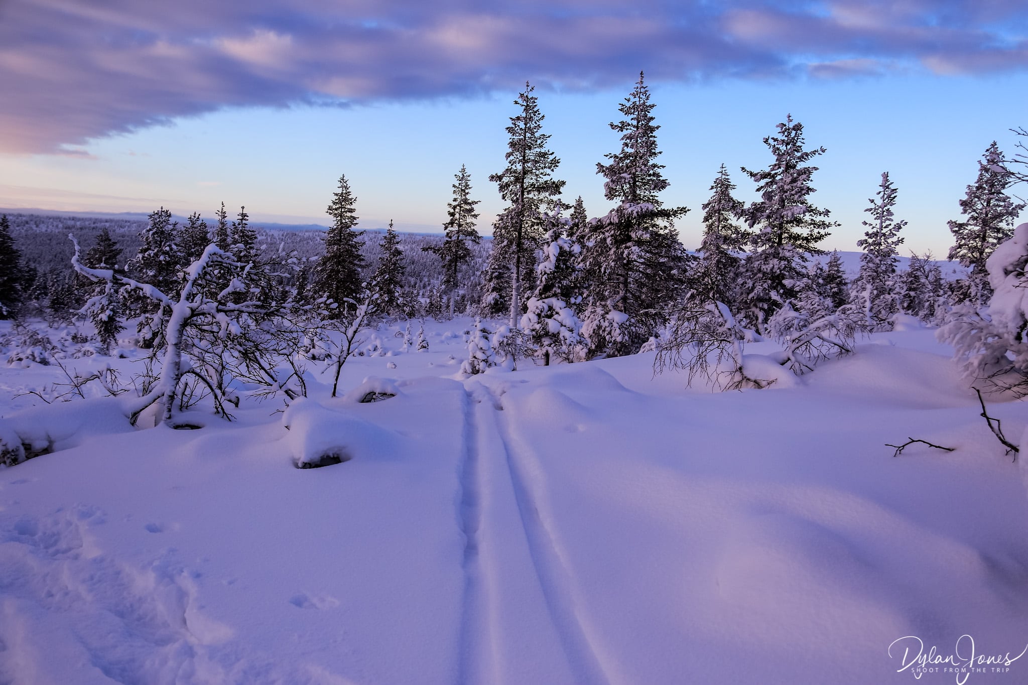 Cross country skiing tracks on the Kiilopää Fell, Saariselkä Lapland