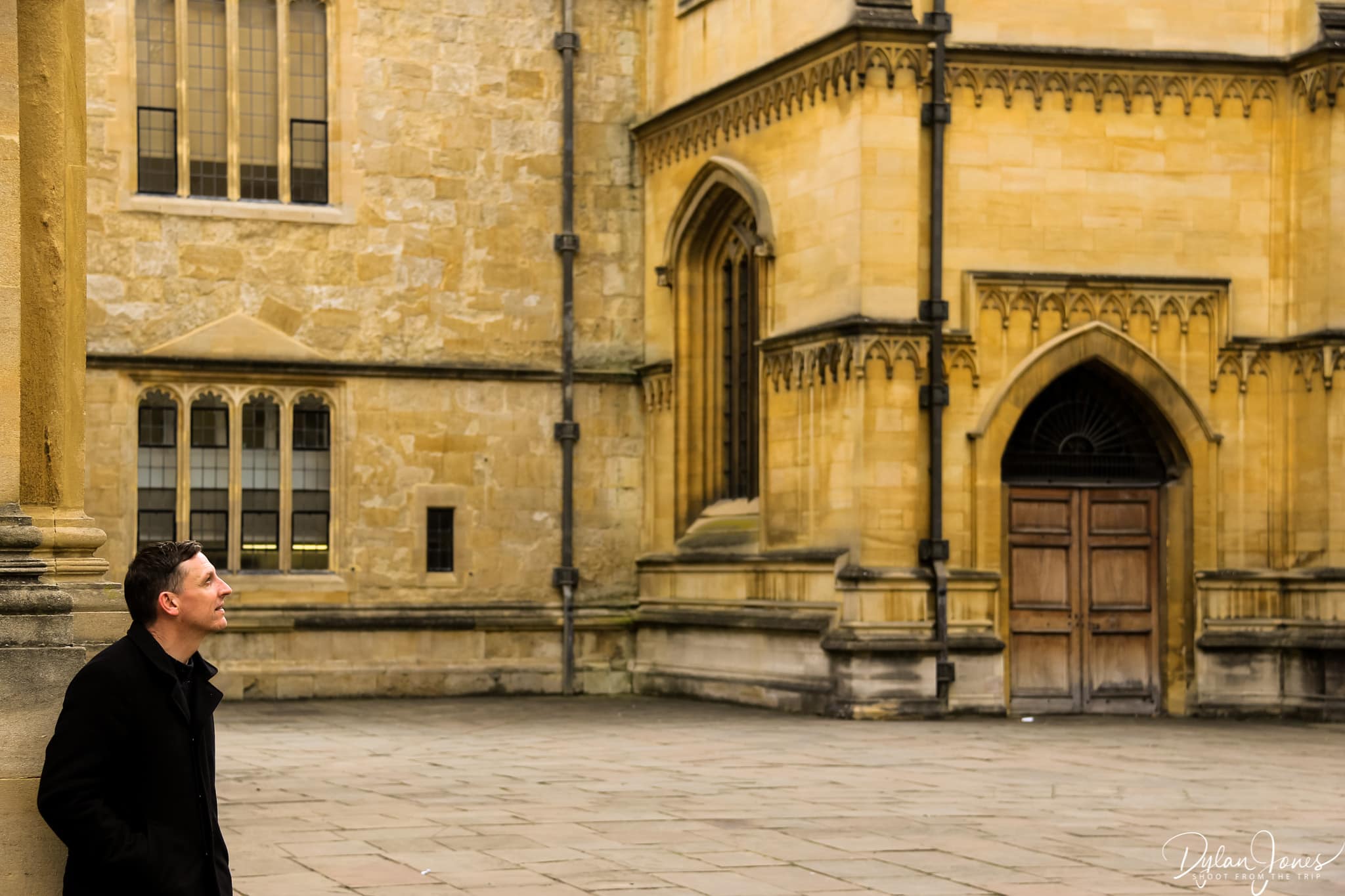 Admiring the Bodleian Library building in Oxford