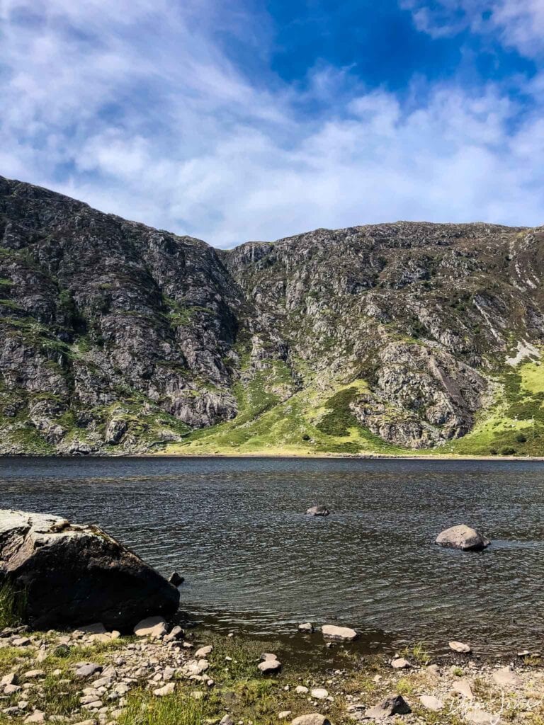 Llyn Eigiau shoreline views