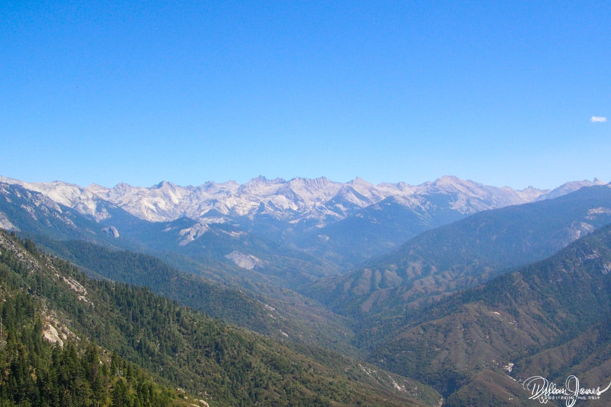 Panoramic views from the summit of Moro Rock