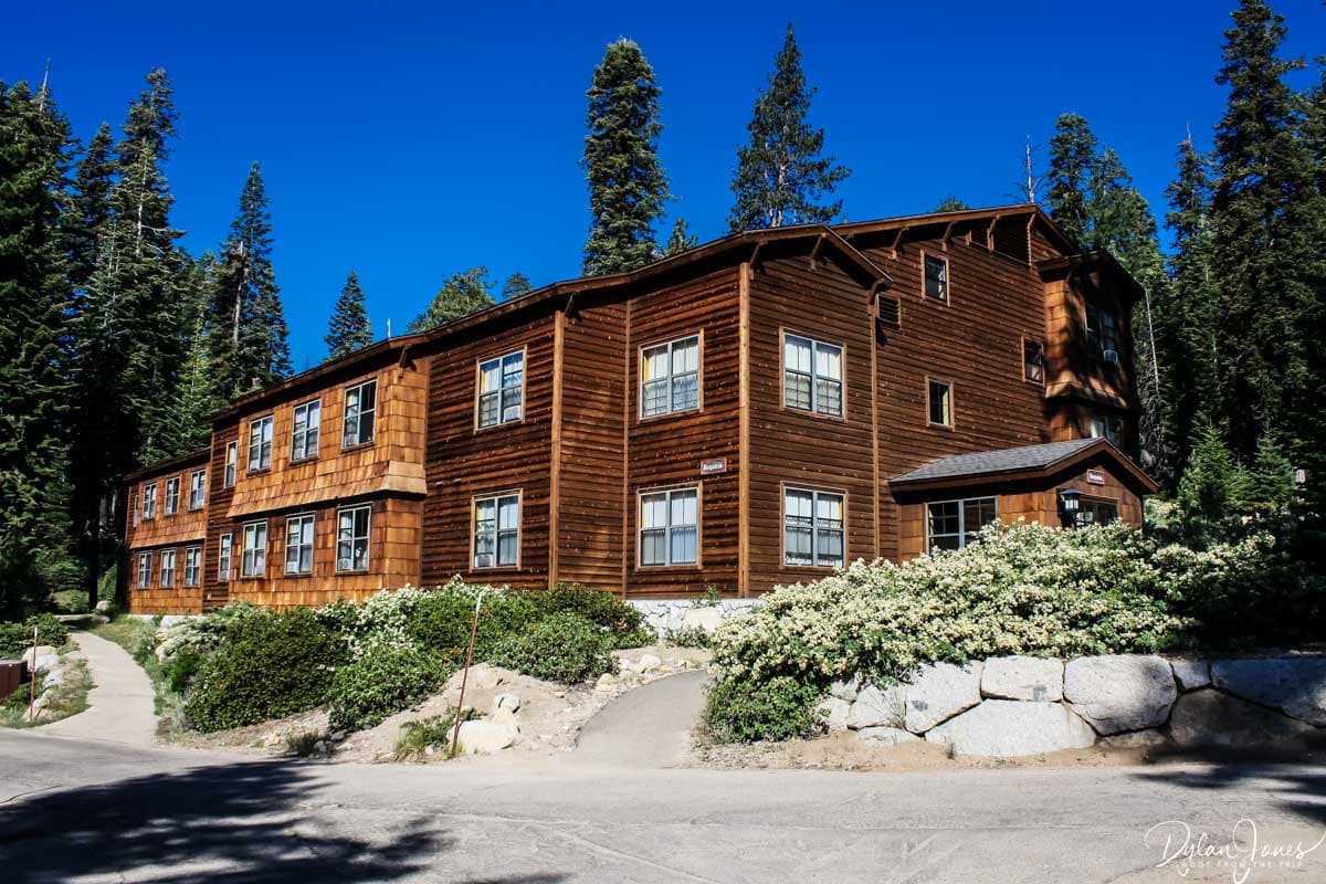 Accommodation building at Wuksachi Lodge
