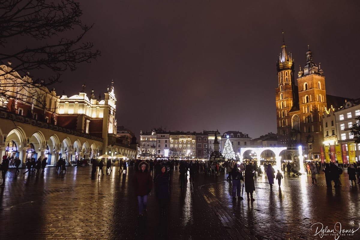 Rynek Główny in Krakow at night