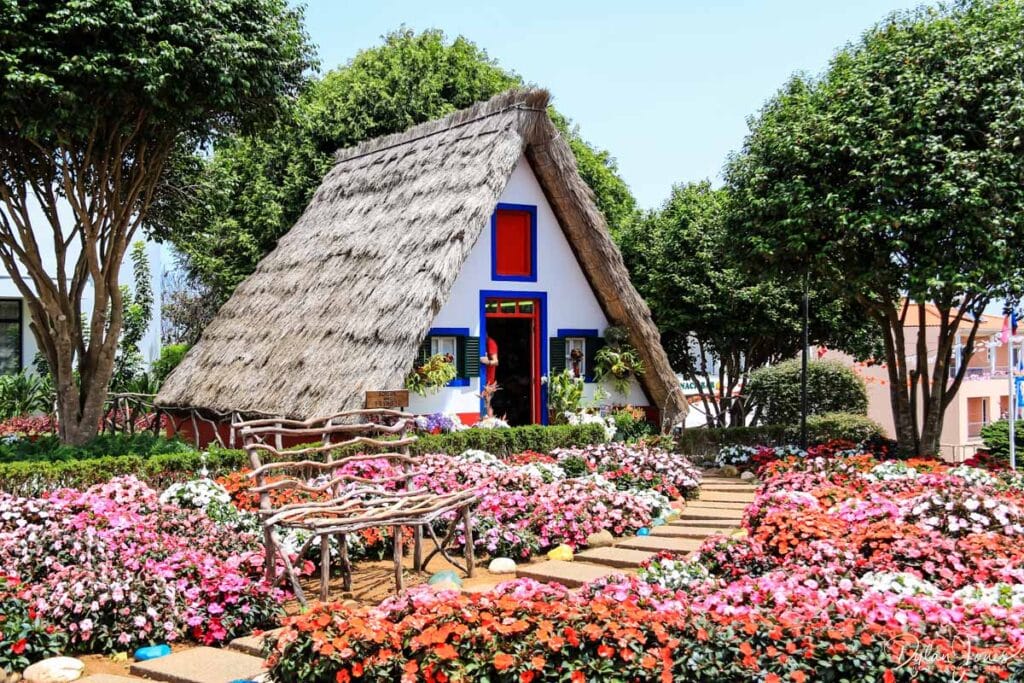 Santana's traditional houses