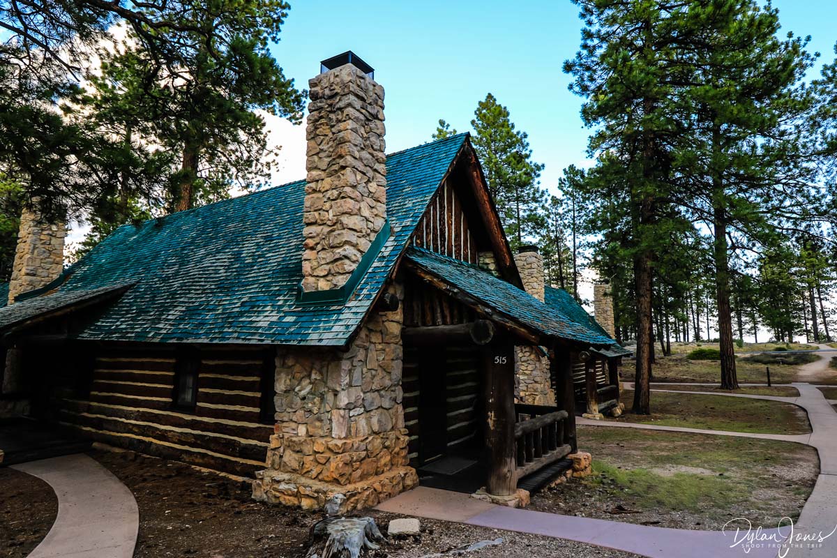 Cabin exterior, The Lodge at Bryce Canyon