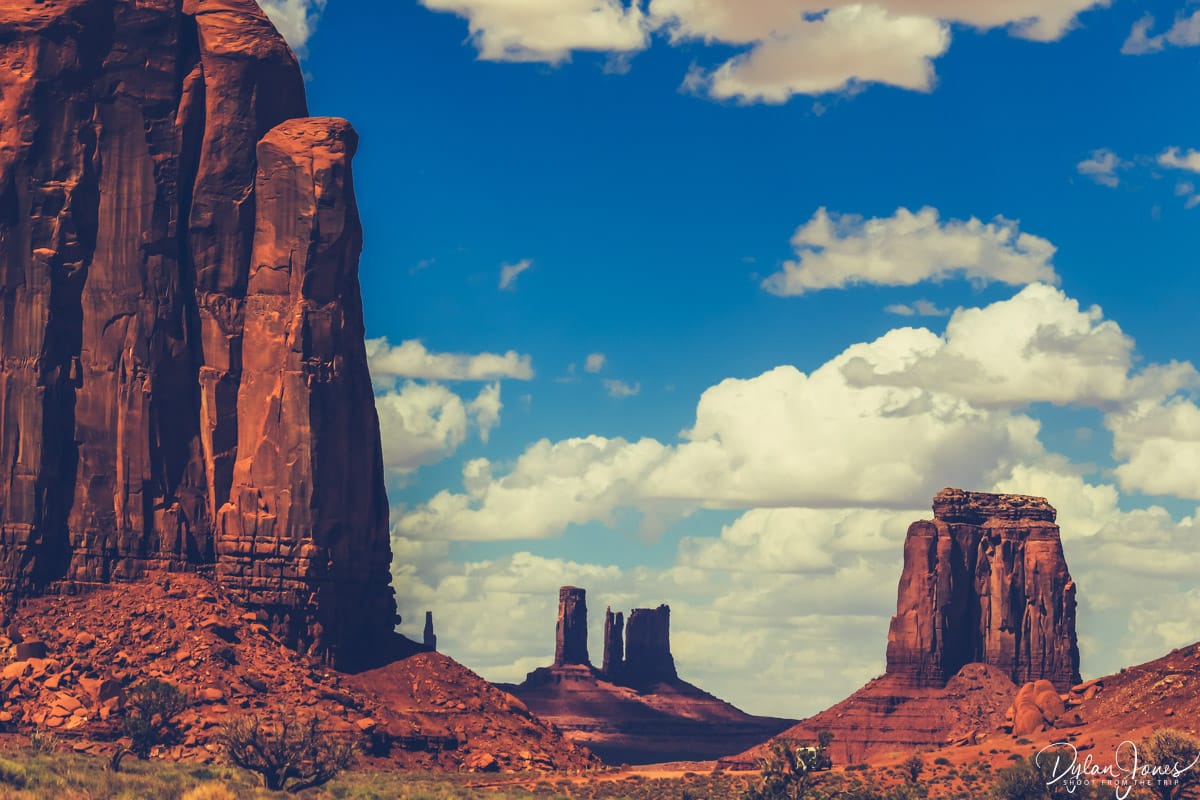 Red rock towers at Monument Valley