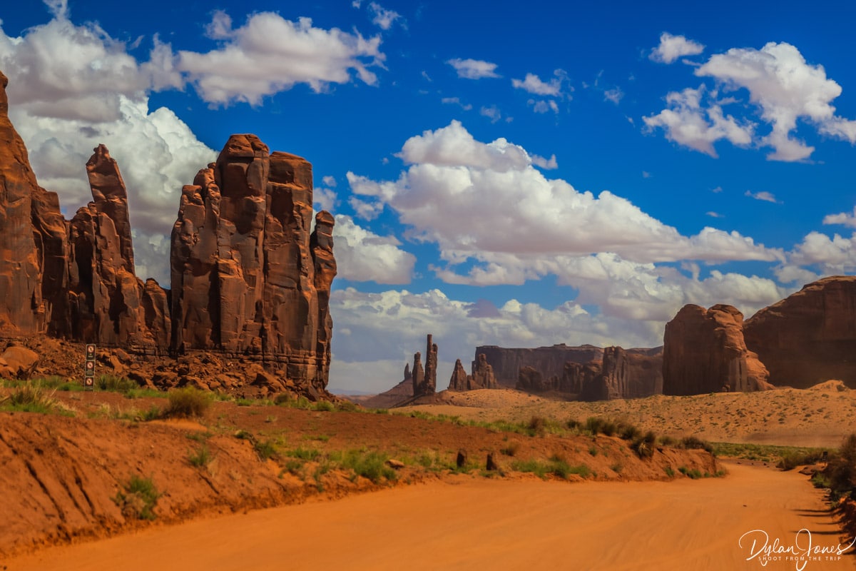 Monument Valley's 17 mile scenic drive