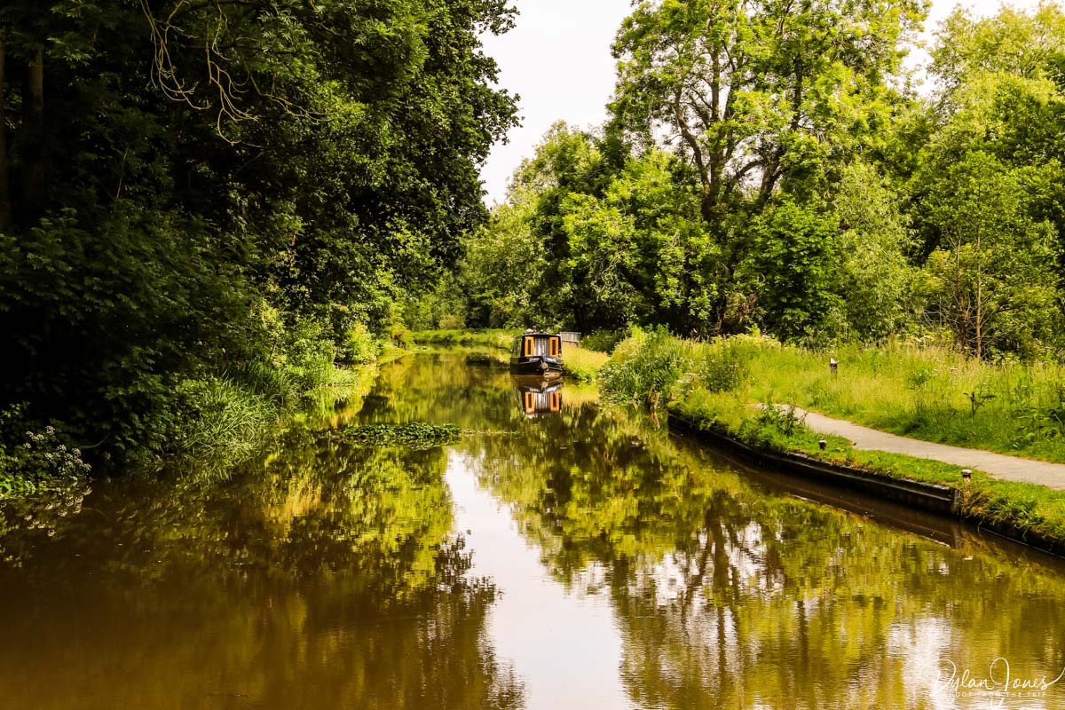 Cheshire scenery on the Shropshire Union Canal